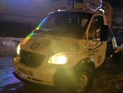 Фото перевозки на эвакуаторе в ночное время